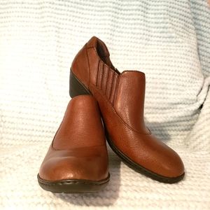 Like New Born Leather Clogs - Size 10